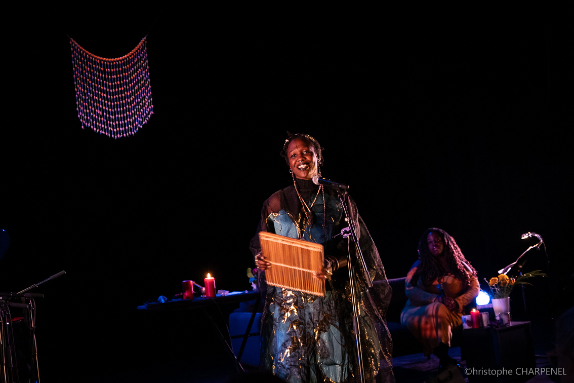 cyndi pooch, kiyémis, ariel tintar